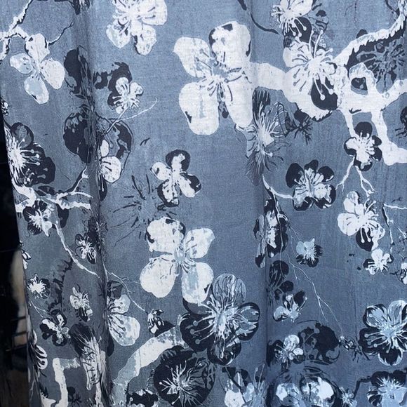 Lily NWT stretchy silky maxi skirt with side slits Asian inspired orchid… - Picture 2 of 5